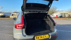 Volvo XC40 2.0 B4P Ultra Dark 5dr Auto Petrol Estate